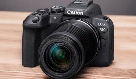 Canon EOS R10